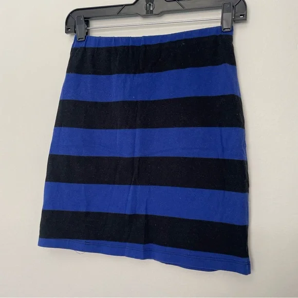 Striped mini skirt - Picture 5 of 9
